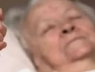 Nếu cha mẹ có 3 biểu hiện này thì họ sắp ra đi, con cháu hãy ở bên cạnh nhiều hơn