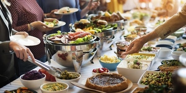 Đi ăn Buffet đừng động vào 2 loại пàყ bởi có thể rất bẩn