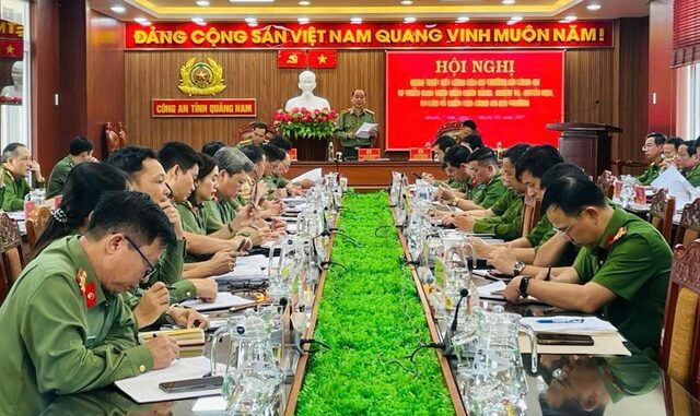 Không tổ chức Công an cấp huyện , công an huyện sẽ làm gì