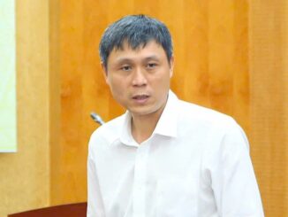 Đã có phương án hỗ trợ cán bộ không chuyên trách cấp xã mất việc: Thế này thì lại ấm no quá rồi