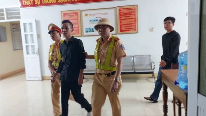 “Cần tìm 1 bạn nữ làm bạn gái, chu cấp mỗi tháng 30 đến 35 triệu”: Thanh niên đăng tin tìm được “ý trung nhân” rồi bị bắt tại trận