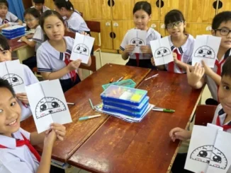 Đề xuất tăng mức hỗ trợ BHYT học sinh: Phụ huynh vui mừng!