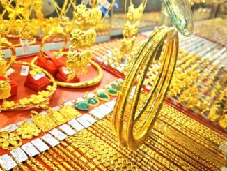 Trưa 8/4: M:ất ăn m:ất ngủ vì vàng, ai ai cũng tiếc biết thế bán hết sạch từ tối qua