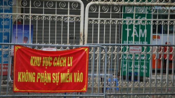 Bộ Y tế yêu cầu các bệnh viện chuẩn bị đầy đủ cơ sở hạ tầng, khu vực cách ly, sẵn sàng điều trị COVID-19 Bộ Y tế yêu cầu các bệnh viện chuẩn bị đầy đủ cơ sở hạ tầng, khu vực cách ly, sẵn sàng điều trị COVID-19