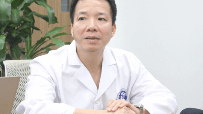 Vị bác sĩ Việt làm chủ kỹ thuật chỉ 2 nước trên thế giới thực hiện được khiến người Úc phải khâm phục Vị bác sĩ Việt làm chủ kỹ thuật chỉ 2 nước trên thế giới thực hiện được khiến người Úc phải khâm phục