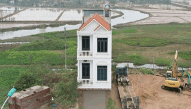 Diễn biến bất ngờ vụ xây nhầm nhà 3 tầng trên đất người khác Diễn biến bất ngờ vụ xây nhầm nhà 3 tầng trên đất người khác