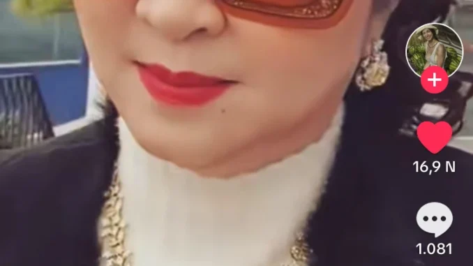 Dân mạng ngỡ ngàng với thông tin của bà Phương Hằng Dân mạng ngỡ ngàng với thông tin của bà Phương Hằng