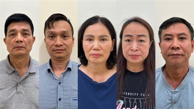 Hé lộ số tiền ông trùm đường dây sữa giả đã chi cho Cục trưởng Cục An toàn thực phẩm và cán bộ Hé lộ số tiền ông trùm đường dây sữa giả đã chi cho Cục trưởng Cục An toàn thực phẩm và cán bộ