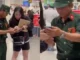 Xôn xao cựu chiến binh bị NV quầy vé sân bay thái độ vì không đủ tiề.n mua vé?