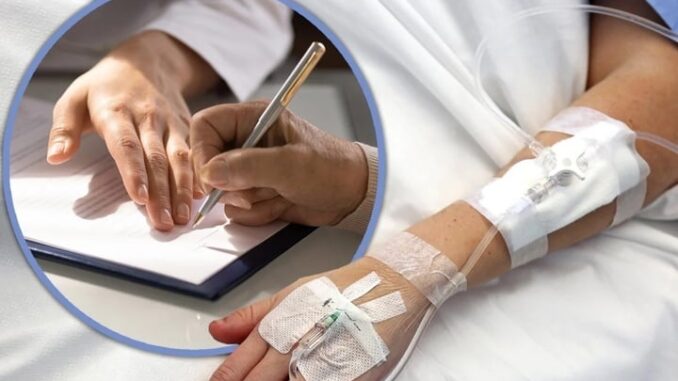 Con sắp ch:ết, mẹ không cứu mà mua bảo hiểm trị giá 3,7 tỷ đồng để trục lợi Con sắp ch:ết, mẹ không cứu mà mua bảo hiểm trị giá 3,7 tỷ đồng để trục lợi