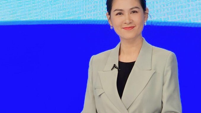 Nữ MC thời sự xứng đáng được VTV tăng lương sau hôm nay: Chỉ vài giây trên sóng trực tiếp đã khiến cả nước nể sát đất Nữ MC thời sự xứng đáng được VTV tăng lương sau hôm nay: Chỉ vài giây trên sóng trực tiếp đã khiến cả nước nể sát đất
