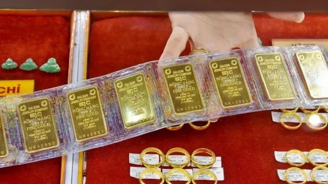 Giá vàng đồng loạt tăng vọt Giá vàng đồng loạt tăng vọt