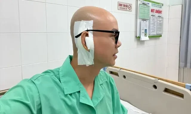 Ca sĩ Phan Đình Tùng bất ngờ tiết lộ tình trạng sức khỏe, căn bệnh của anh mắc nguy hiểm thế nào? Ca sĩ Phan Đình Tùng bất ngờ tiết lộ tình trạng sức khỏe, căn bệnh của anh mắc nguy hiểm thế nào?