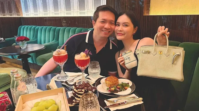 Nguyễn Quốc Vũ - chồng Đoàn Di Băng làm nghề gì mà giàu, phải xây biệt thự 400 tỷ để chứa siêu xe? Nguyễn Quốc Vũ - chồng Đoàn Di Băng làm nghề gì mà giàu, phải xây biệt thự 400 tỷ để chứa siêu xe?