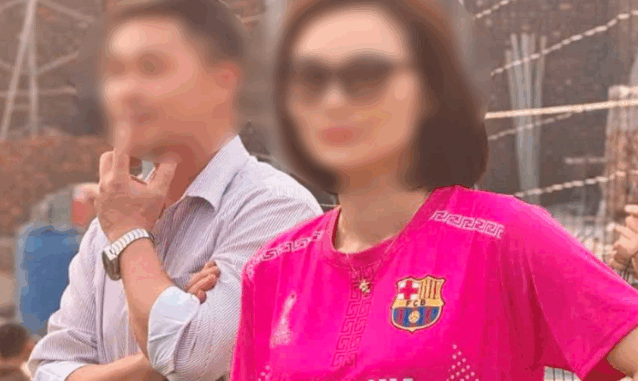 Hải Dương: Nữ nhân viên thư viện bị chồng vào tận trường học “tác động” ra đi mãi mãi Hải Dương: Nữ nhân viên thư viện bị chồng vào tận trường học “tác động” ra đi mãi mãi