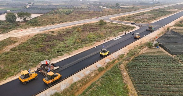 Hà Nội: Yêu cầu xử lý nghiêm hành vi lợi dụng quá trình sắp xếp bộ máy để trục lợi Hà Nội: Yêu cầu xử lý nghiêm hành vi lợi dụng quá trình sắp xếp bộ máy để trục lợi