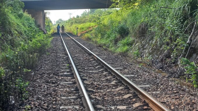 Một người đàn ông bị tàu hỏa cán tử vong Một người đàn ông bị tàu hỏa cán tử vong