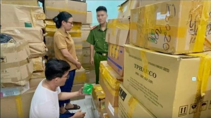 Phát hiện 8 cơ sở kinh doanh thuốc giả Phát hiện 8 cơ sở kinh doanh thuốc giả