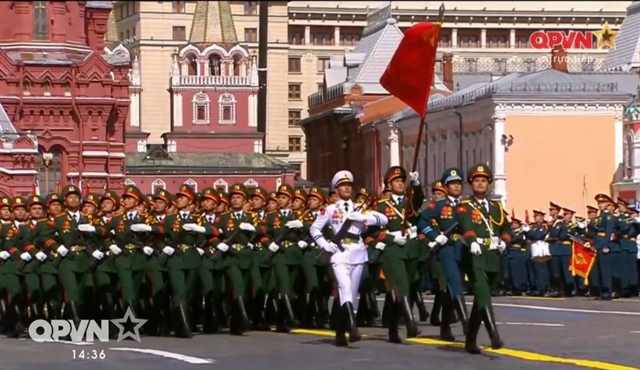 Tự hào hình ảnh đoàn Quân đội Nhân dân Việt Nam lần đầu tham gia duyệt binh ở Moscow Tự hào hình ảnh đoàn Quân đội Nhân dân Việt Nam lần đầu tham gia duyệt binh ở Moscow