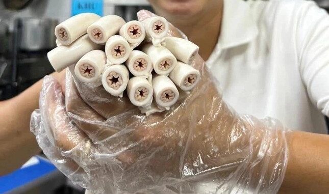 Hà Nội kiểm tra, truy xuất nguồn gốc cơ sở khoe cỗ lòng xe điếu dài 40m Hà Nội kiểm tra, truy xuất nguồn gốc cơ sở khoe cỗ lòng xe điếu dài 40m