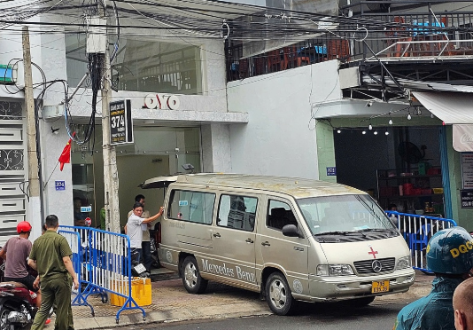 R úng đ ộng ở Nha Trang R úng đ ộng ở Nha Trang