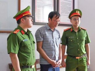 Bắt khẩn cấp chủ tịch xã ở Phú Thọ làm ngơ khai thác đất rừng trái phép