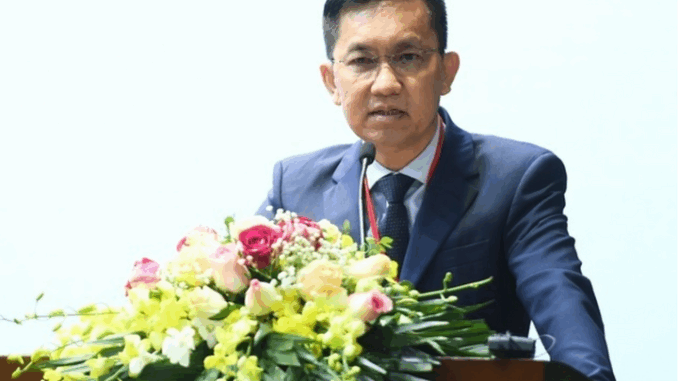 Hồ Nhân, con rể gia tộc Sơn Kim vừa qua đời là ai? Hồ Nhân, con rể gia tộc Sơn Kim vừa qua đời là ai?