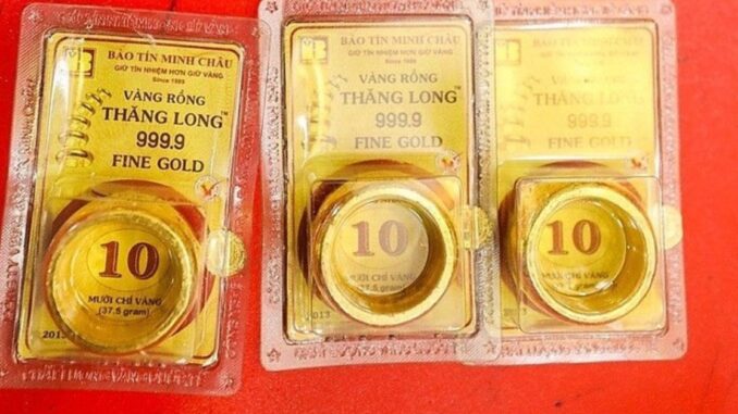Giá vàng trưa nay: Nhiều nhà đầu tư sẽ m:ấ:t hết “cả chì lẫn chài” nếu vẫn cố “ôm vàng”, bốc hơi gần 1 nửa rồi bà con ơi Giá vàng trưa nay: Nhiều nhà đầu tư sẽ m:ấ:t hết “cả chì lẫn chài” nếu vẫn cố “ôm vàng”, bốc hơi gần 1 nửa rồi bà con ơi