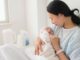 Tôi chuyển dạ sinh sớm nên chồng đi công tác không thể về kịp. Bất ngờ sếp lại chuyển tiền 50tr vì lý do