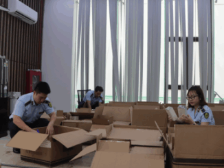 “Chiến thần” livestream cũng bán hàng gi:ả