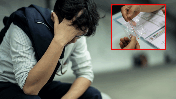 Đi xét nghiệm để cứu mẹ, 3 con trai bàng hoàng phát hiện mình không phải con ruột, bí mật phía sau mới ngã ngửa Đi xét nghiệm để cứu mẹ, 3 con trai bàng hoàng phát hiện mình không phải con ruột, bí mật phía sau mới ngã ngửa