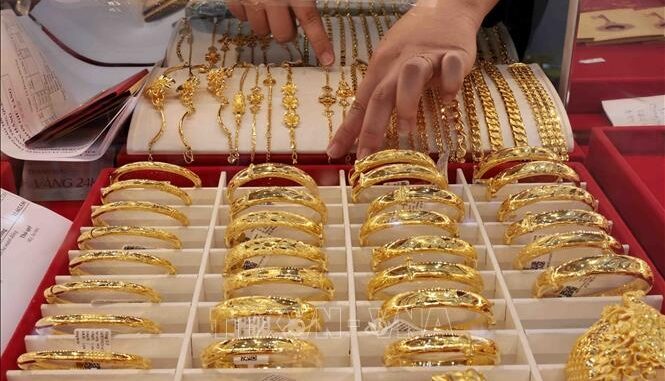 Giá vàng tối 20/5: Chia buồn với ai vừa mua vàng nhẫn sáng nay Giá vàng tối 20/5: Chia buồn với ai vừa mua vàng nhẫn sáng nay