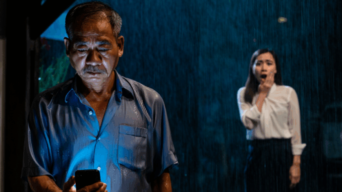 Trời mưa tầm tã, m:ấ:t điện cả khu phố tối om không nhìn thấy bóng người, mẹ chồng đi vắng đã 7 tháng, tôi phát hiện bố chồng làm 1 chuyện m:ờ á:m ở sau vườn, l:én đi theo tôi s:ố:c tới nỗi su:ýt tr:ượt chân ng:ã ra sân… Trời mưa tầm tã, m:ấ:t điện cả khu phố tối om không nhìn thấy bóng người, mẹ chồng đi vắng đã 7 tháng, tôi phát hiện bố chồng làm 1 chuyện m:ờ á:m ở sau vườn, l:én đi theo tôi s:ố:c tới nỗi su:ýt tr:ượt chân ng:ã ra sân…