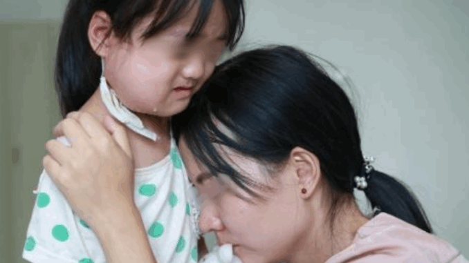 Dắt theo con gái đi ăn cưới thì bị chủ nhà đu.ổi khéo, tôi đứng phắt dậy về luôn. Về được 30 phút thì nghe tin động trời từ đám cưới Dắt theo con gái đi ăn cưới thì bị chủ nhà đu.ổi khéo, tôi đứng phắt dậy về luôn. Về được 30 phút thì nghe tin động trời từ đám cưới