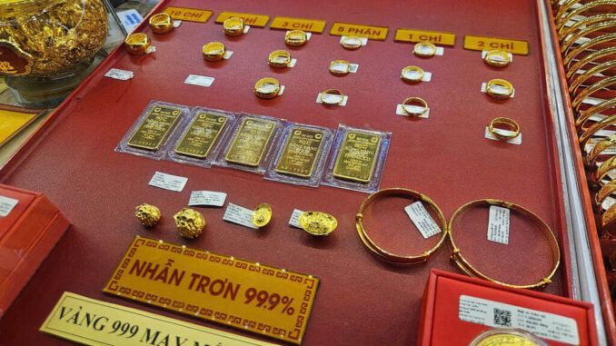 Giá vàng hôm nay 11-5: Tăng nhanh, vẫn được dự báo ngược Giá vàng hôm nay 11-5: Tăng nhanh, vẫn được dự báo ngược