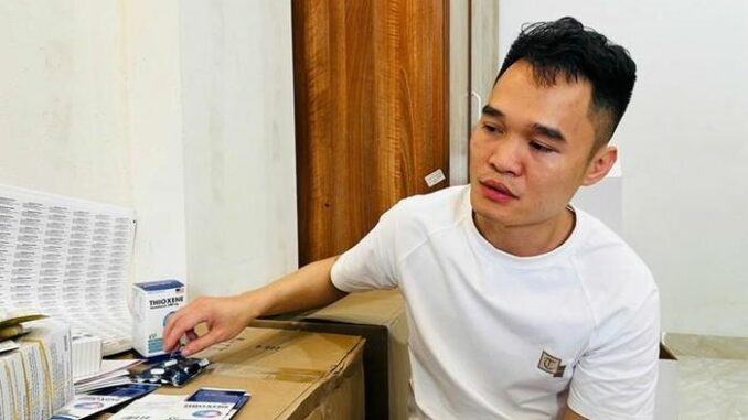 Triệt phá đường dây sản xuất thuốc và thực phẩm chức năng giả số lượng cực lớn Triệt phá đường dây sản xuất thuốc và thực phẩm chức năng giả số lượng cực lớn