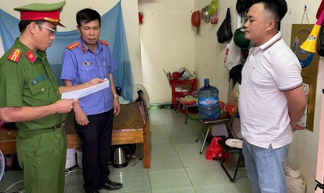 Bắt tạm giam Nguyễn Thành Đạt Bắt tạm giam Nguyễn Thành Đạt
