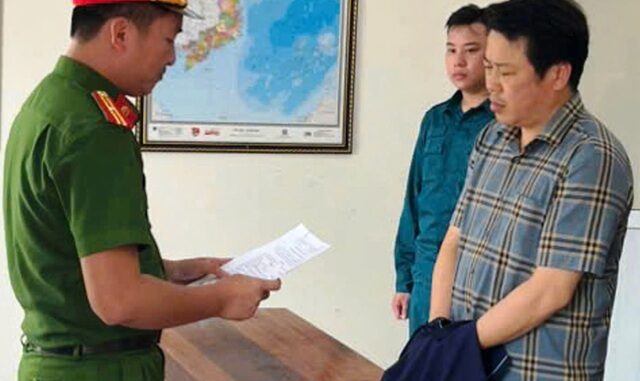 Quảng Nam: Bắt giam giám đốc doanh nghiệp lừa tiền khi ‘dàn xếp trúng thầu’ Quảng Nam: Bắt giam giám đốc doanh nghiệp lừa tiền khi ‘dàn xếp trúng thầu’