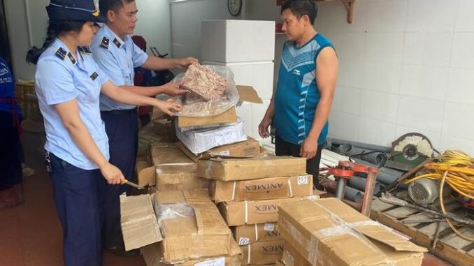Liên tiếp phát hiện hàng hóa không nguồn gốc, xuất xứ Liên tiếp phát hiện hàng hóa không nguồn gốc, xuất xứ