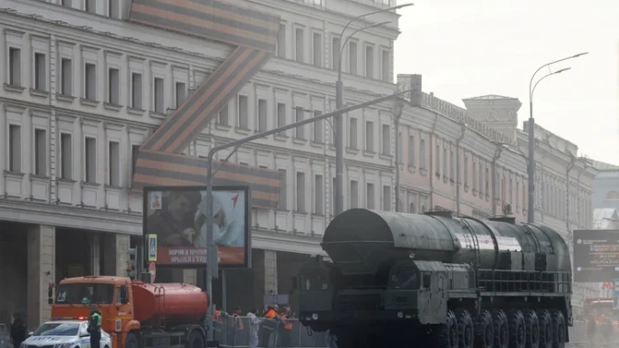 Ukraine lại tấn công Matxcơva bằng drone, gây gián đoạn tại nhiều sân bay Ukraine lại tấn công Matxcơva bằng drone, gây gián đoạn tại nhiều sân bay
