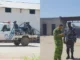 Cảnh sát Angola bất ngờ kiểm tra trang trại của Quang Linh Vlogs