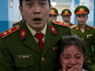 Bé Gái 6 Tuổi Đến Đồn Công An Nói Hãy Bắt Mẹ Mình, Lý Do Khiến Ai Cũng Rùng Mình…