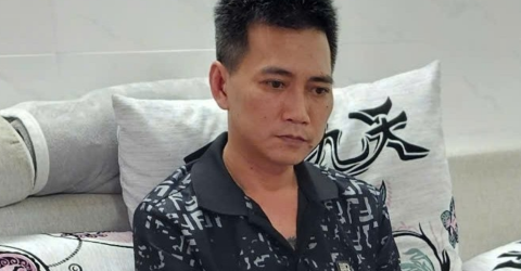 Phá chuyên án lớn hơn 5.000 viên th/uố/c l/ắ/c "đội lốt" thực phẩm chức năng về Đà Nẵng Phá chuyên án lớn hơn 5.000 viên th/uố/c l/ắ/c "đội lốt" thực phẩm chức năng về Đà Nẵng