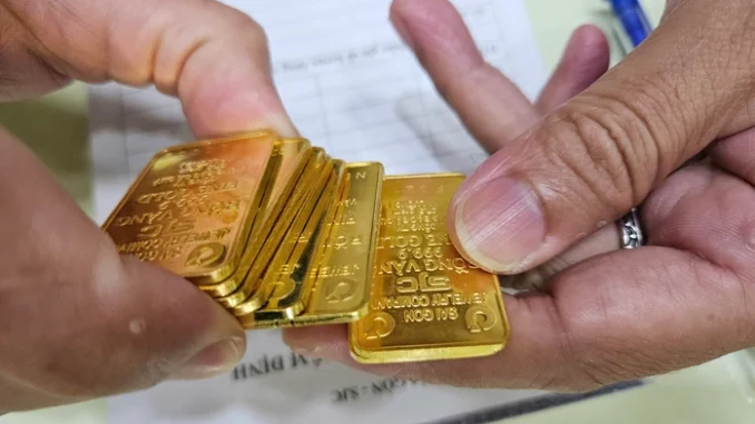 Giá vàng hôm nay 1-6: Người mua vàng miếng lỗ gần 5 triệu đồng, giá còn giảm tiếp?