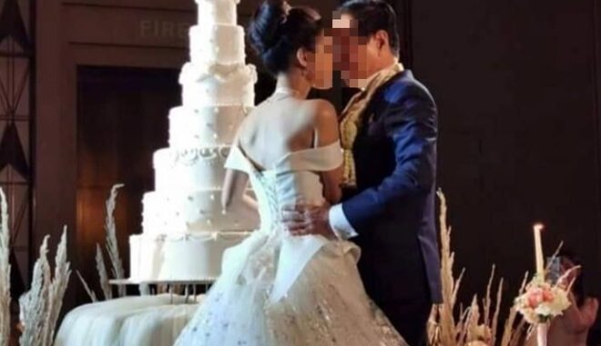 Sợ bố cô đơn lúc về già, chúng tôi cưới cho ông cô vợ trẻ kém 20 tuổi, ngày đón dâu ông vui như Tết rồi quýnh quáng dắt vợ vào phòng tân hôn, 1 lúc sau, nghe tiếng dì gào khóc, chúng tôi xô cửa xông vào thì thấy dì đang co ro ở góc phòng còn bố thì đang Sợ bố cô đơn lúc về già, chúng tôi cưới cho ông cô vợ trẻ kém 20 tuổi, ngày đón dâu ông vui như Tết rồi quýnh quáng dắt vợ vào phòng tân hôn, 1 lúc sau, nghe tiếng dì gào khóc, chúng tôi xô cửa xông vào thì thấy dì đang co ro ở góc phòng còn bố thì đang