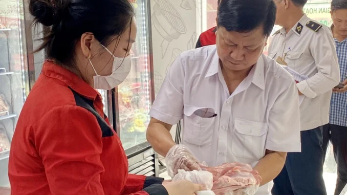 Người dân rùng mình khi biết Giấy chứng nhận an toàn thực phẩm của 3 cửa hạng nhà CP đã hết hạn