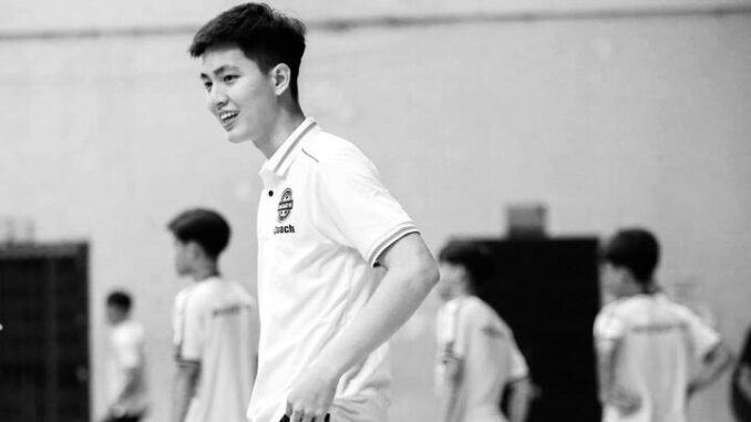 Cựu cầu thủ futsal từng giành HCB giải Đông Nam Á qua đời trên sân bóng Cựu cầu thủ futsal từng giành HCB giải Đông Nam Á qua đời trên sân bóng