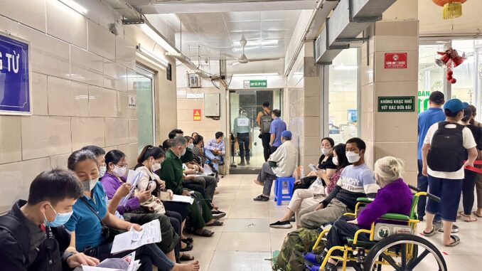 Hàng triệu người dân phấn khởi, vui mừng khi nghe tin miễn v;iện phí 100% Hàng triệu người dân phấn khởi, vui mừng khi nghe tin miễn v;iện phí 100%