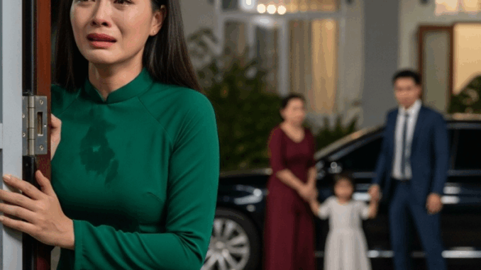 Dũng mang vợ mới và con riêng về sau 3 năm xa cách, không ngờ vợ anh có pha xử lý khiến ai nấy lặng người Dũng mang vợ mới và con riêng về sau 3 năm xa cách, không ngờ vợ anh có pha xử lý khiến ai nấy lặng người
