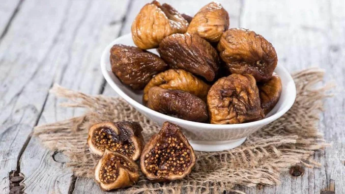 Uống nước quả sung phơi khô có tác dụng gì đối với cơ thể? Uống nước quả sung phơi khô có tác dụng gì đối với cơ thể?